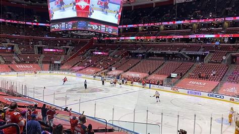 Where do the Florida Panthers play home games, and how does the location influence their performance?